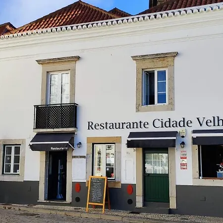 Velha Apartment *